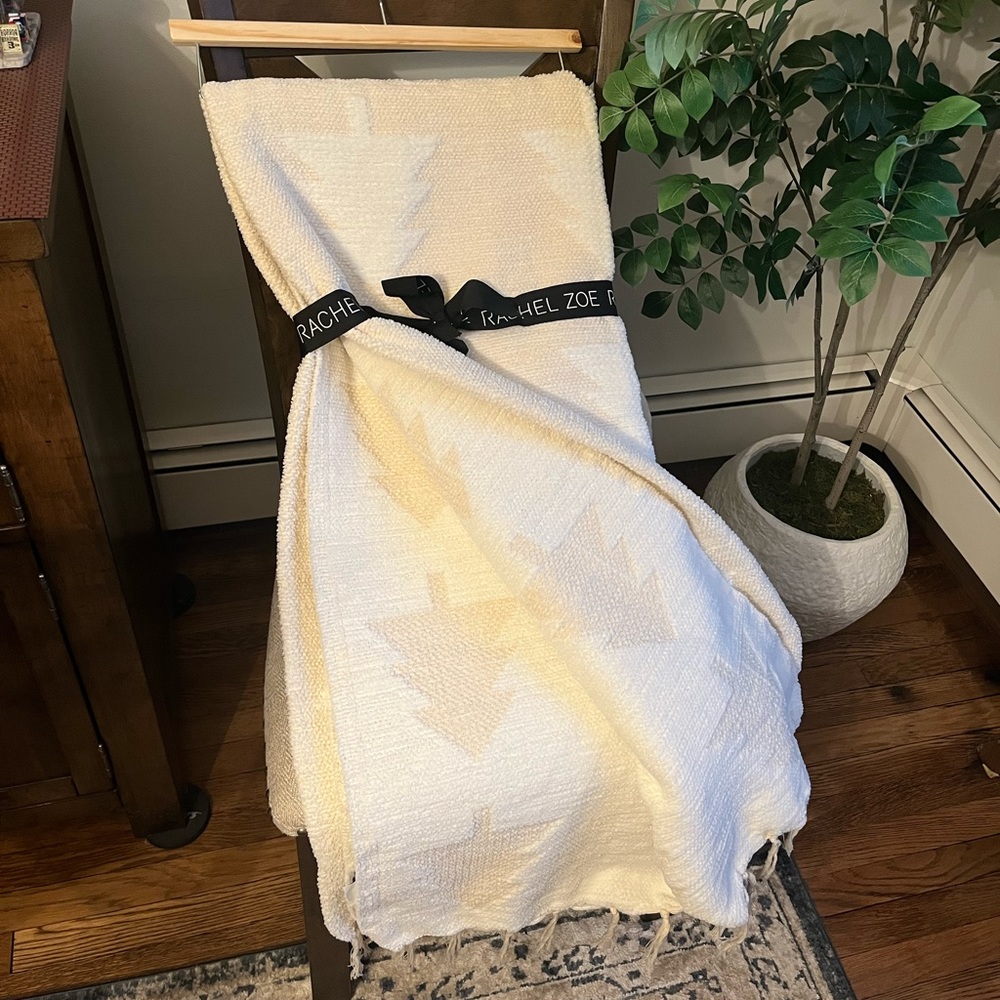 Rachel Zoe Cream/White Christmas Tree Blanket